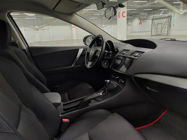 Mazda 3 II (BL) Рестайлинг с пробегом 2012 года, цена 889 000 рублей, 208216 км, седан, Автокод Объявления