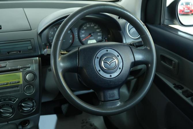 Mazda Demio II (DY) с пробегом 2003 года, цена 319 000 рублей, 284640 км, хэтчбек, Автокод Объявления