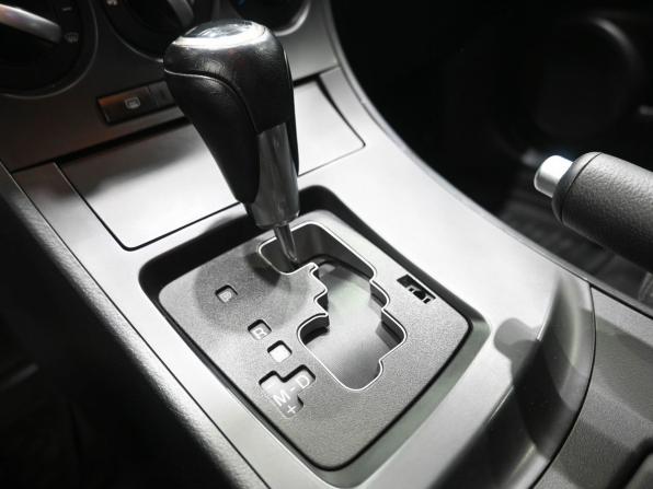Mazda 3 II (BL) Рестайлинг с пробегом 2012 года, цена 989 900 рублей, 165000 км, седан, Автокод Объявления