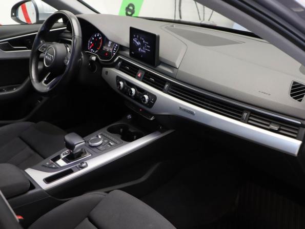 Audi A4 V (B9) с пробегом 2018 года, цена 2 725 000 рублей, 156012 км, седан, Автокод Объявления
