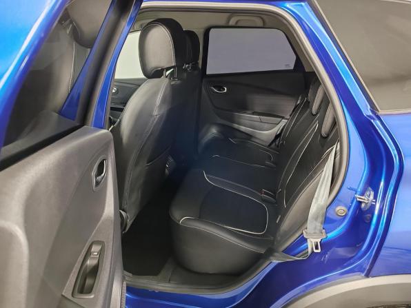 Renault Kaptur I Рестайлинг с пробегом 2020 года, цена 1 735 000 рублей, 61145 км, внедорожник, Автокод Объявления