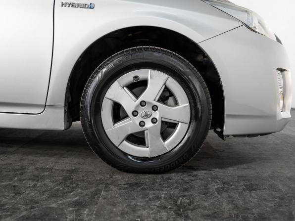 Toyota Prius III (XW30) с пробегом 2010 года, цена 1 170 500 рублей, 168000 км, лифтбек, Автокод Объявления