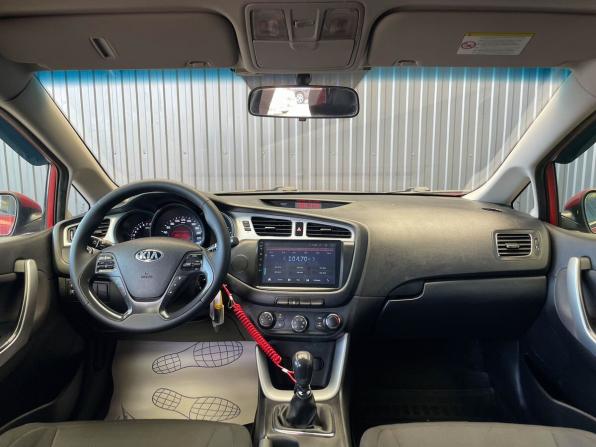Kia Ceed II с пробегом 2012 года, цена 895 000 рублей, 102095 км, хэтчбек, Автокод Объявления