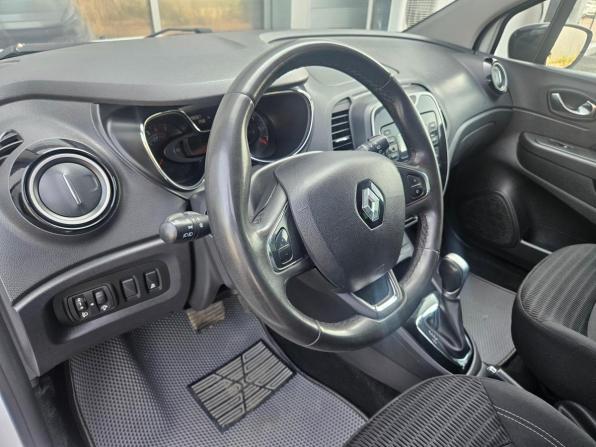 Renault Kaptur I с пробегом 2017 года, цена 1 237 000 рублей, 200000 км, внедорожник, Автокод Объявления