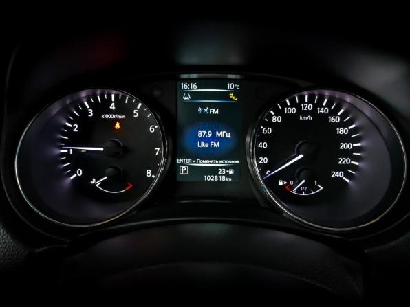 Nissan Qashqai II с пробегом 2017 года, цена 1 750 000 рублей, 102817 км, внедорожник, Автокод Объявления