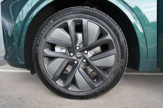 Li Auto (Lixiang) L7 I с пробегом 2023 года, цена 5 350 000 рублей, 93000 км, внедорожник, Автокод Объявления
