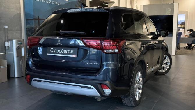 Mitsubishi Outlander III Рестайлинг 3 с пробегом 2020 года, цена 2 099 000 рублей, 78000 км, внедорожник, Автокод Объявления