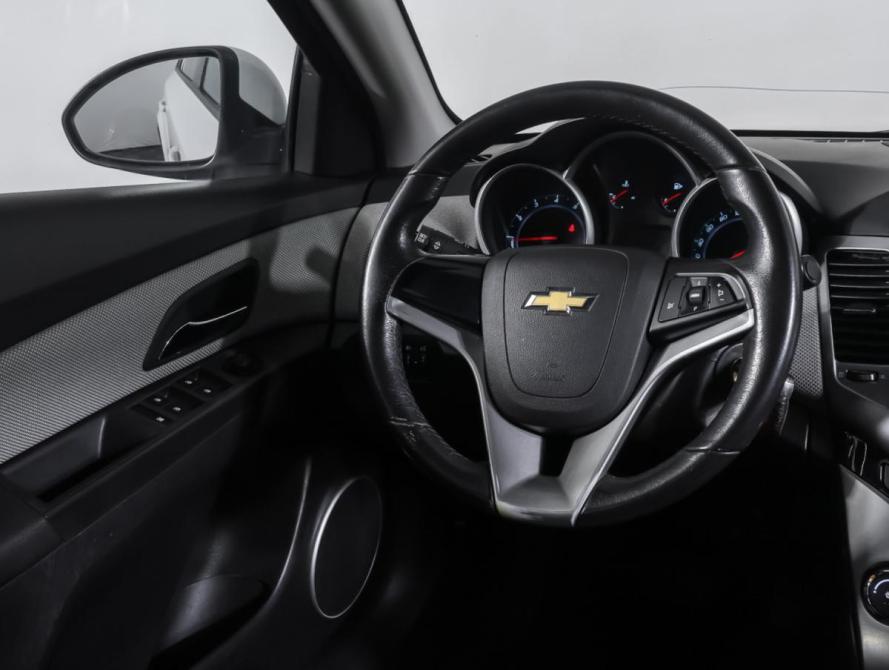 Chevrolet Cruze I Москва  - изображение 11