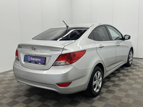 Hyundai Solaris I с пробегом 2013 года, цена 910 000 рублей, 96215 км, седан, Автокод Объявления