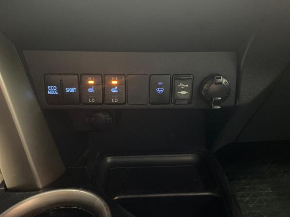 Toyota RAV4 IV (XA40) с пробегом 2015 года, цена 1 845 000 рублей, 201257 км, внедорожник, Автокод Объявления