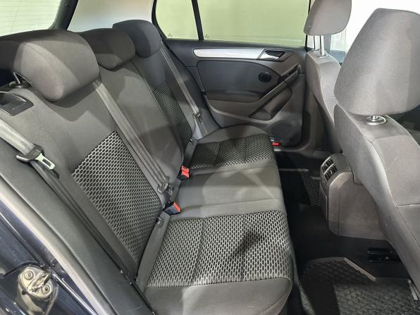 Volkswagen Golf VI с пробегом 2011 года, цена 649 000 рублей, 315798 км, хэтчбек, Автокод Объявления