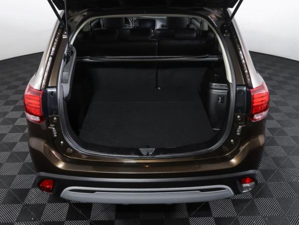 Mitsubishi Outlander III Рестайлинг 3 с пробегом 2022 года, цена 2 550 000 рублей, 91937 км, внедорожник, Автокод Объявления