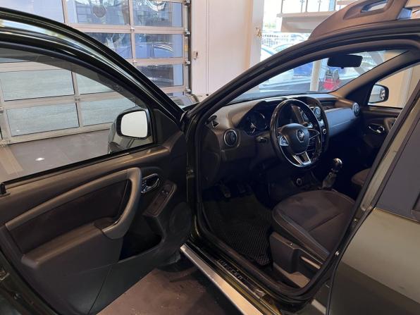 Renault Duster I Рестайлинг с пробегом 2019 года, цена 960 000 рублей, 234977 км, внедорожник, Автокод Объявления