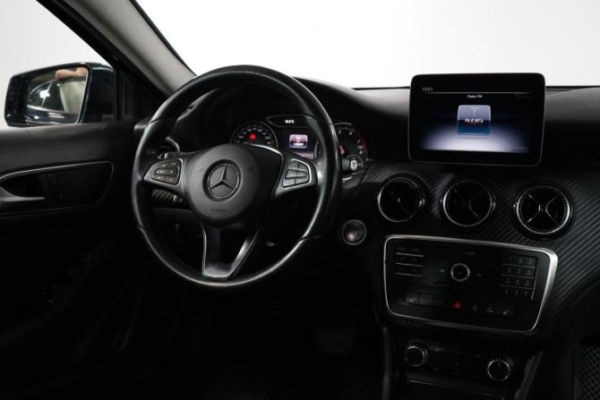 Mercedes-Benz GLA I (X156) Рестайлинг с пробегом 2018 года, цена 1 600 000 рублей, 178898 км, внедорожник, Автокод Объявления