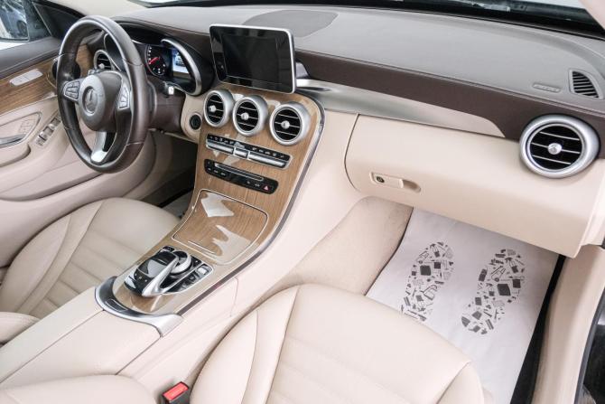Mercedes-Benz C-Класс IV (W205) с пробегом 2015 года, цена 3 039 000 рублей, 54000 км, седан, Автокод Объявления