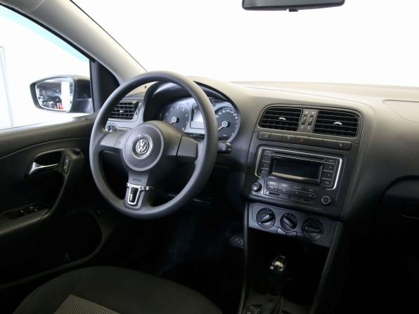 Volkswagen Polo V с пробегом 2013 года, цена 845 000 рублей, 124984 км, седан, Автокод Объявления