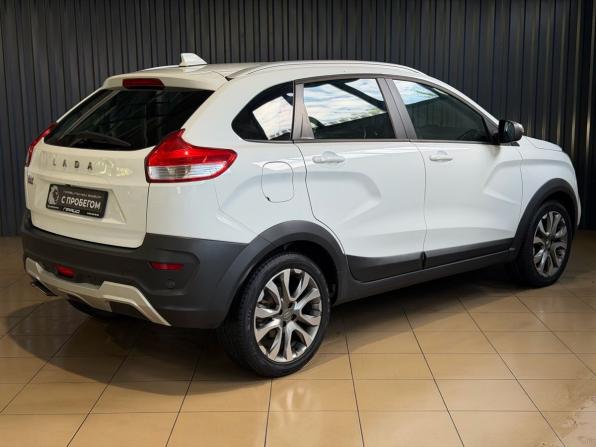 Lada (ВАЗ) XRAY I с пробегом 2018 года, цена 889 900 рублей, 112000 км, хэтчбек, Автокод Объявления