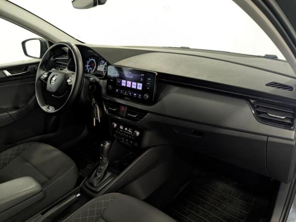 Skoda Rapid II с пробегом 2021 года, цена 1 852 500 рублей, 96600 км, лифтбек, Автокод Объявления