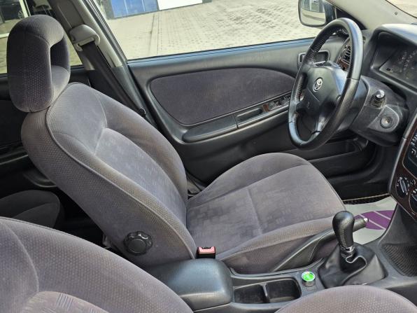 Toyota Avensis I Рестайлинг с пробегом 2001 года, цена 535 000 рублей, 508000 км, универсал, Автокод Объявления