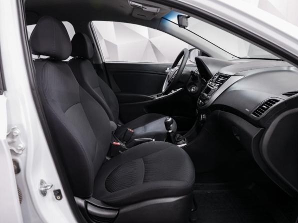 Hyundai Solaris I Рестайлинг с пробегом 2014 года, цена 738 000 рублей, 160000 км, седан, Автокод Объявления