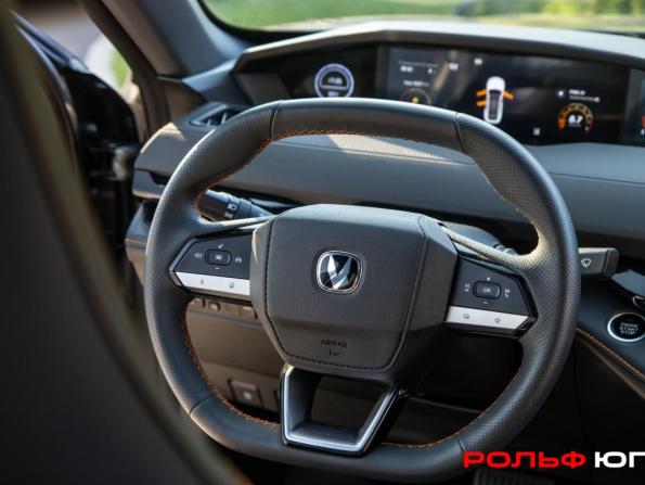 Changan UNI-V I с пробегом 2024 года, цена 2 288 000 рублей, 9089 км, лифтбек, Автокод Объявления