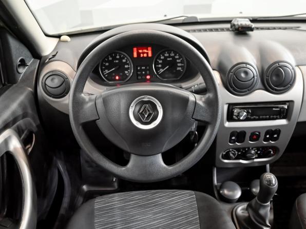 Renault Sandero I с пробегом 2014 года, цена 670 000 рублей, 46175 км, хэтчбек, Автокод Объявления