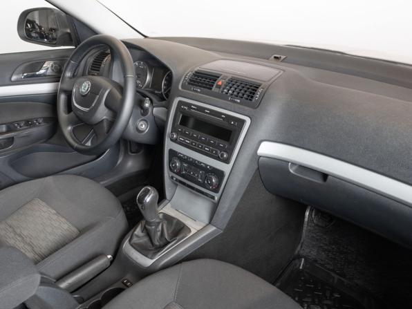 Skoda Octavia II (A5) Рестайлинг с пробегом 2012 года, цена 785 400 рублей, 232174 км, универсал, Автокод Объявления