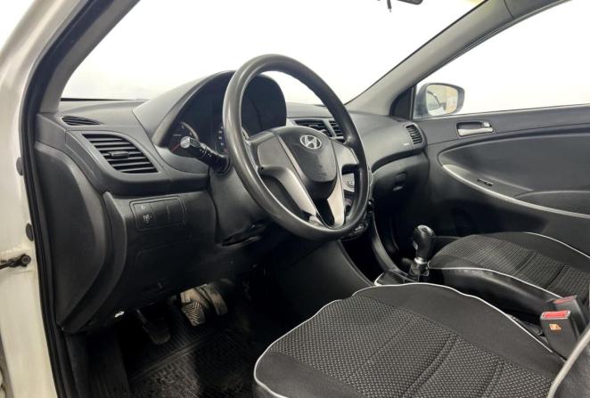 Hyundai Solaris I с пробегом 2014 года, цена 805 000 рублей, 126058 км, седан, Автокод Объявления
