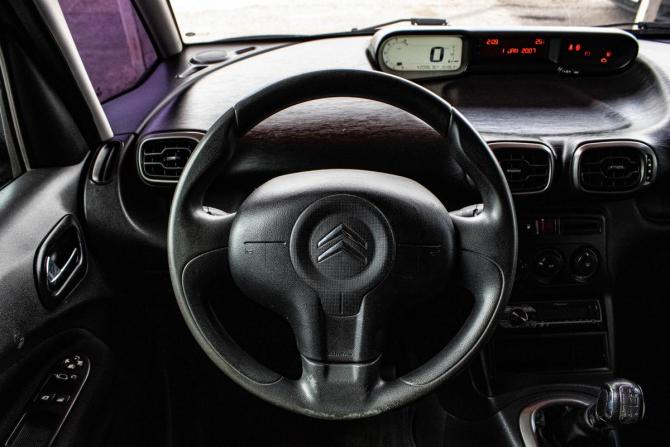 Citroen C3 Picasso I с пробегом 2010 года, цена 459 000 рублей, 209676 км, минивэн, Автокод Объявления