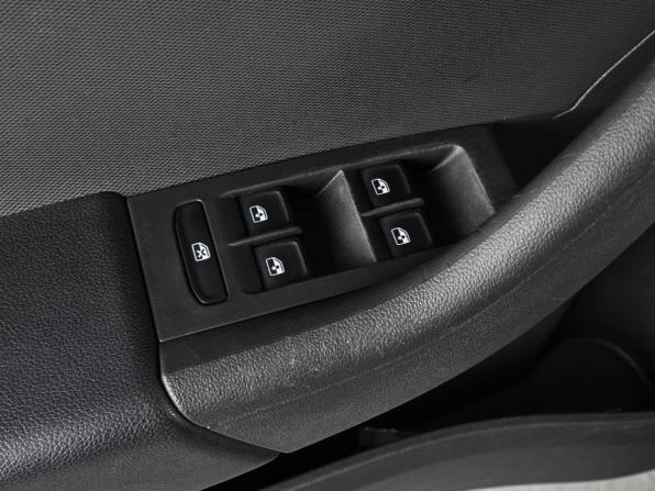 Volkswagen Polo VI с пробегом 2022 года, цена 1 760 000 рублей, 34547 км, лифтбек, Автокод Объявления