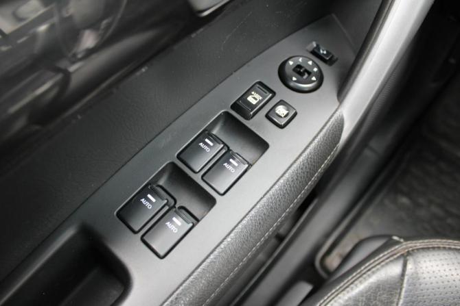 Kia Sorento II с пробегом 2012 года, цена 1 150 000 рублей, 230000 км, внедорожник, Автокод Объявления