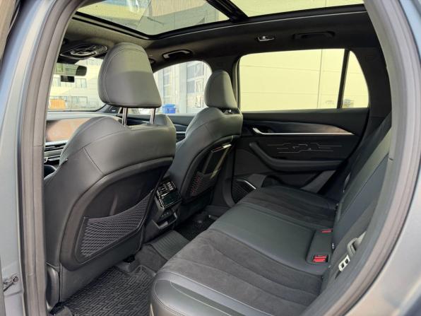 Geely Monjaro I с пробегом 2024 года, цена 3 650 000 рублей, 13600 км, внедорожник, Автокод Объявления