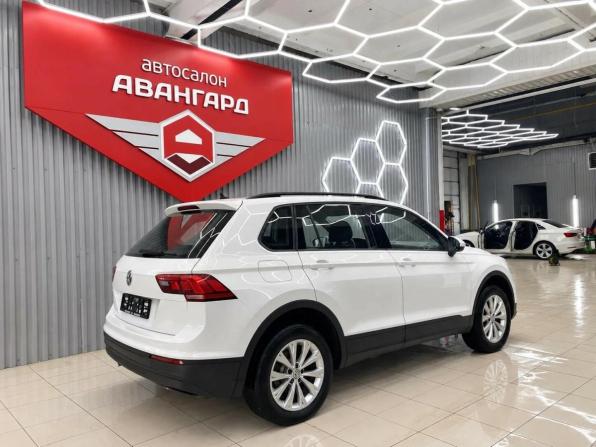 Volkswagen Tiguan II с пробегом 2018 года, цена 2 050 000 рублей, 183199 км, внедорожник, Автокод Объявления