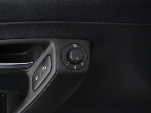 Volkswagen Polo V Рестайлинг с пробегом 2016 года, цена 949 874 рубля, 170236 км, седан, Автокод Объявления