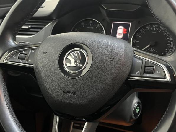 Skoda Octavia III (A7) с пробегом 2016 года, цена 1 625 000 рублей, 169573 км, лифтбек, Автокод Объявления