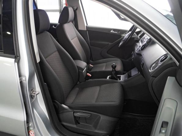 Volkswagen Tiguan I Рестайлинг с пробегом 2011 года, цена 875 000 рублей, 152974 км, внедорожник, Автокод Объявления