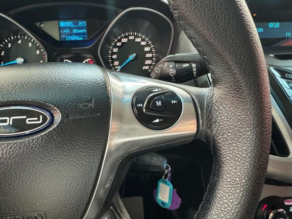Ford Focus III с пробегом 2013 года, цена 940 000 рублей, 177078 км, хэтчбек, Автокод Объявления