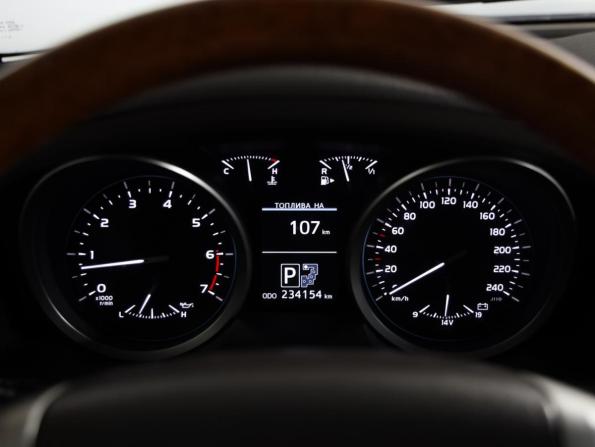 Toyota Land Cruiser 200 Series Рестайлинг 1 с пробегом 2013 года, цена 3 599 000 рублей, 234153 км, внедорожник, Автокод Объявления