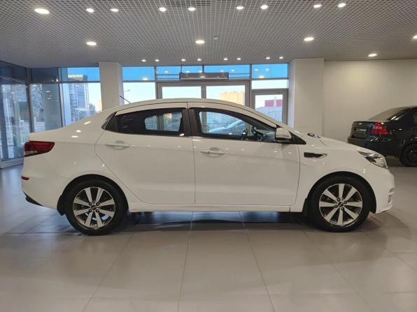 Kia Rio III Рестайлинг с пробегом 2016 года, цена 1 020 000 рублей, 148406 км, седан, Автокод Объявления