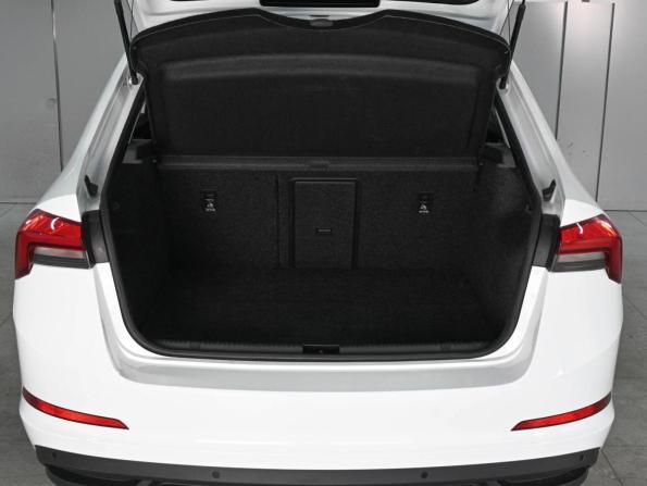 Skoda Rapid II с пробегом 2020 года, цена 1 790 000 рублей, 91607 км, лифтбек, Автокод Объявления