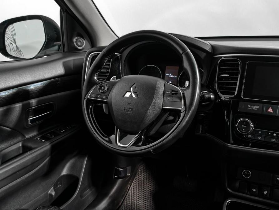 Mitsubishi Outlander III Рестайлинг 2 Санкт-Петербург  - изображение 16