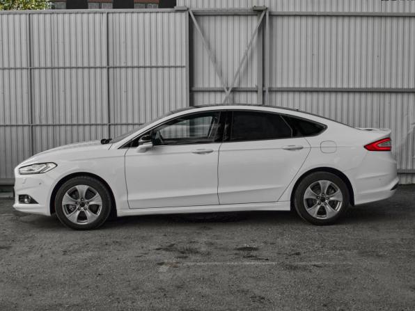 Ford Mondeo V с пробегом 2015 года, цена 1 190 000 рублей, 125292 км, седан, Автокод Объявления