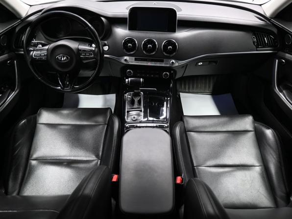 Kia Stinger I с пробегом 2019 года, цена 2 345 000 рублей, 177554 км, лифтбек, Автокод Объявления
