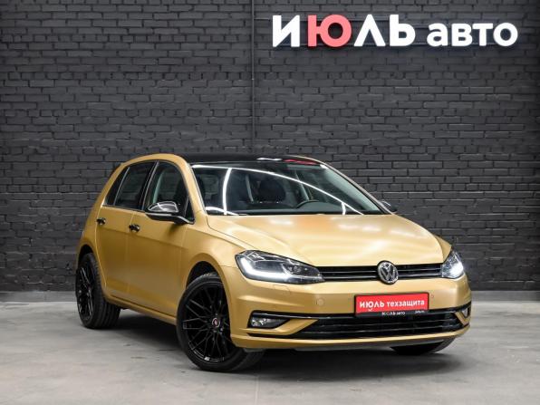 Volkswagen Golf VII Рестайлинг с пробегом 2018 года, цена 1 940 000 рублей, 109510 км, хэтчбек, Автокод Объявления