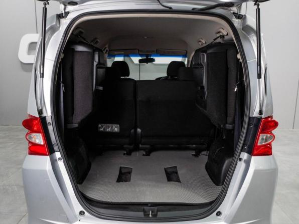Honda Freed I с пробегом 2010 года, цена 1 270 000 рублей, 103060 км, компактвэн, Автокод Объявления