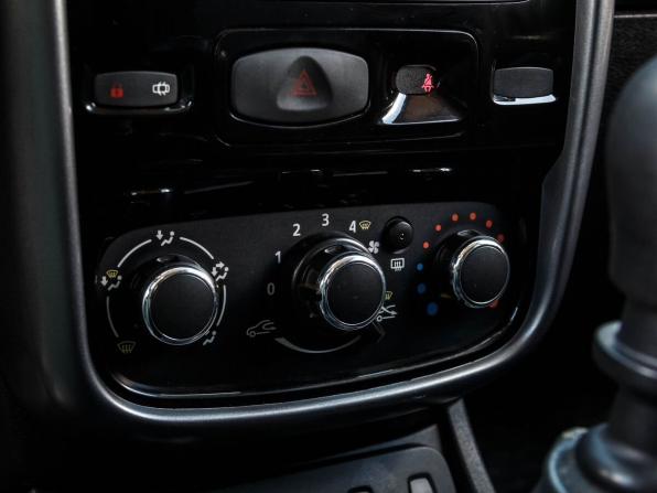 Renault Duster I с пробегом 2012 года, цена 780 000 рублей, 165301 км, внедорожник, Автокод Объявления