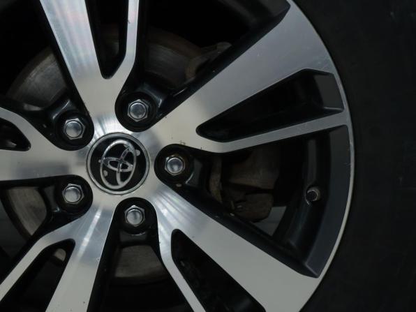 Toyota RAV4 IV (XA40) Рестайлинг с пробегом 2018 года, цена 2 592 300 рублей, 87344 км, внедорожник, Автокод Объявления