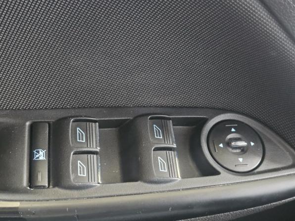 Ford Focus III с пробегом 2013 года, цена 799 000 рублей, 135701 км, седан, Автокод Объявления