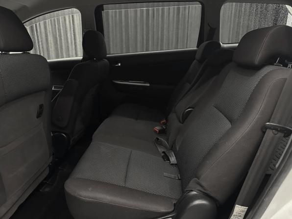 Toyota Wish I с пробегом 2004 года, цена 599 000 рублей, 350000 км, минивэн, Автокод Объявления