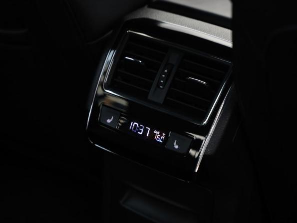 Skoda Superb III Рестайлинг с пробегом 2022 года, цена 3 200 000 рублей, 100015 км, лифтбек, Автокод Объявления